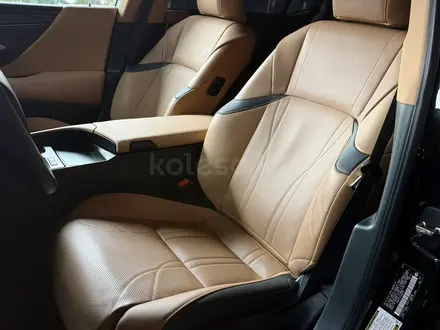 Lexus ES 300h 2025 года за 33 500 000 тг. в Шымкент – фото 9