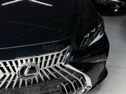 Lexus ES 300h 2025 года за 33 500 000 тг. в Шымкент – фото 6