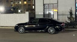 Toyota Camry 2023 годаүшін18 500 000 тг. в Астана – фото 3