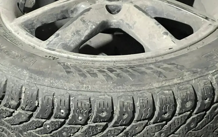 Диск с покрышками за 80 000 тг. в Усть-Каменогорск
