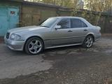 Mercedes-Benz C 280 1994 года за 2 100 000 тг. в Астана – фото 4