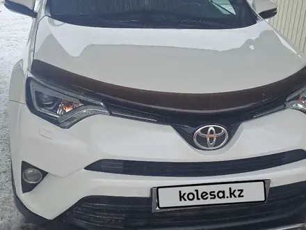 Toyota RAV4 2017 года за 11 000 000 тг. в Семей – фото 7