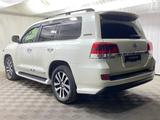 Toyota Land Cruiser Luxe 2017 года за 32 000 000 тг. в Алматы – фото 2
