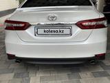 Toyota Camry 2023 годаfor17 000 000 тг. в Тараз – фото 4