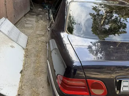 Mercedes-Benz E 230 1996 года за 2 000 000 тг. в Талдыкорган – фото 5