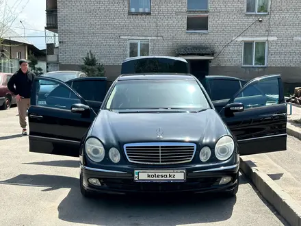 Mercedes-Benz E 240 2002 года за 4 600 000 тг. в Алматы – фото 11