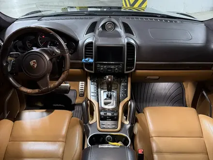Porsche Cayenne 2012 года за 16 500 000 тг. в Алматы – фото 18