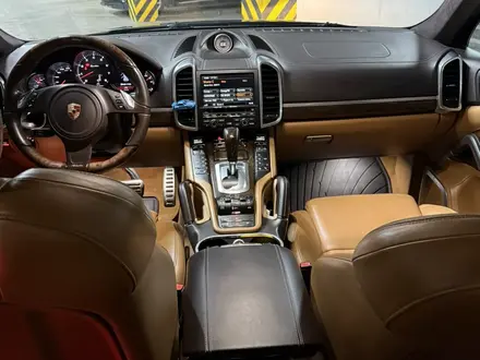Porsche Cayenne 2012 года за 16 500 000 тг. в Алматы – фото 26