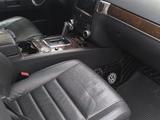Volkswagen Touareg 2008 года за 8 200 000 тг. в Алматы – фото 5