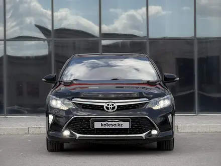 Toyota Camry 2017 года за 12 500 000 тг. в Балхаш – фото 2