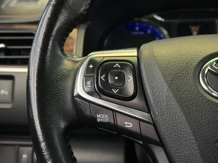 Toyota Camry 2017 года за 12 500 000 тг. в Балхаш – фото 20