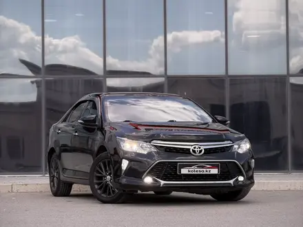 Toyota Camry 2017 года за 12 500 000 тг. в Балхаш