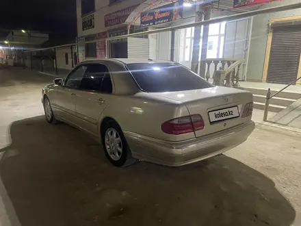 Mercedes-Benz E 320 2001 года за 4 000 000 тг. в Актау – фото 9