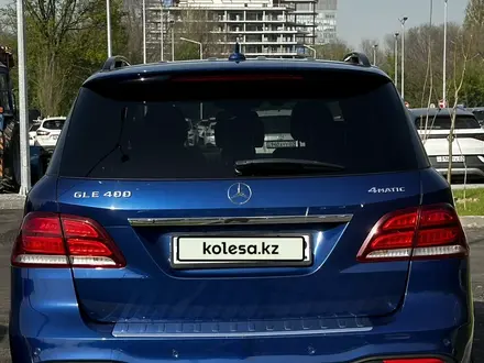 Mercedes-Benz GLE 400 2017 года за 22 500 000 тг. в Алматы – фото 15