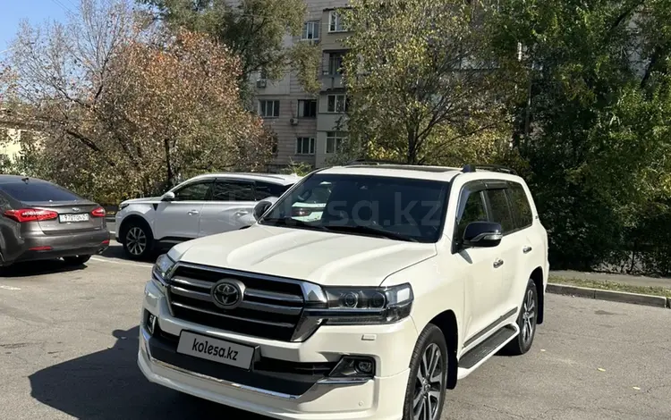 Toyota Land Cruiser 2019 года за 42 000 000 тг. в Алматы