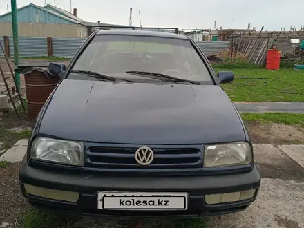 Volkswagen Vento 1993 года за 1 000 000 тг. в Караганда