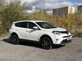 Toyota RAV4 2019 годаүшін11 700 000 тг. в Караганда – фото 2