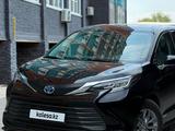 Toyota Sienna 2021 годаүшін19 000 000 тг. в Актобе – фото 2