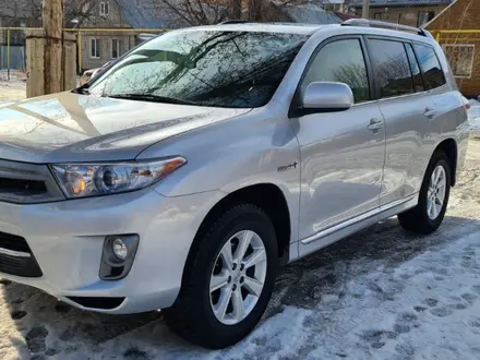 Toyota Highlander 2013 года за 15 300 000 тг. в Астана