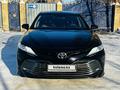 Toyota Camry 2019 года за 17 500 000 тг. в Астана – фото 2