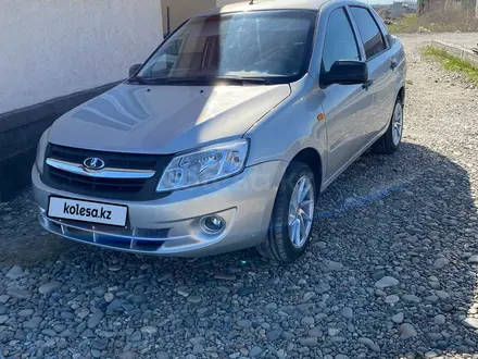 ВАЗ (Lada) Granta 2190 2013 года за 3 300 000 тг. в Усть-Каменогорск – фото 2