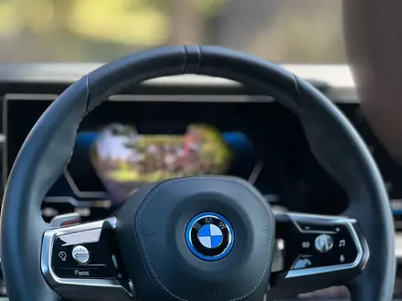 BMW i7 2022 года за 93 000 000 тг. в Алматы – фото 9