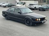 BMW 520 1991 года за 700 000 тг. в Алматы – фото 4