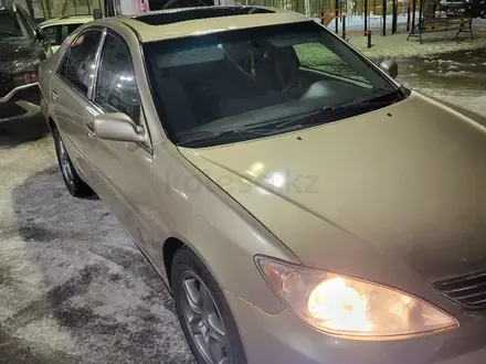 Toyota Camry 2005 года за 2 300 000 тг. в Павлодар – фото 5