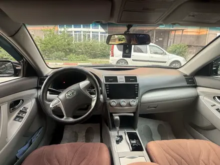 Toyota Camry 2011 года за 5 800 000 тг. в Уральск – фото 9