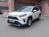 Toyota RAV4 2020 года за 14 500 000 тг. в Алматы – фото 4