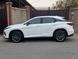 Lexus RX 450h 2022 года за 32 500 000 тг. в Шымкент – фото 2