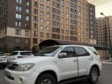 Toyota Fortuner 2007 года за 7 800 000 тг. в Астана – фото 3