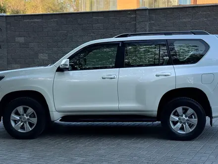 Toyota Land Cruiser Prado 2019 года за 22 900 000 тг. в Актобе – фото 16