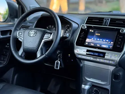 Toyota Land Cruiser Prado 2019 года за 22 900 000 тг. в Актобе – фото 21