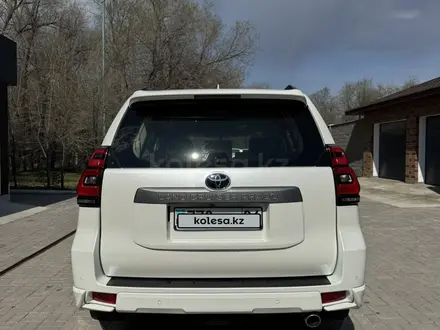 Toyota Land Cruiser Prado 2019 года за 22 900 000 тг. в Актобе – фото 37
