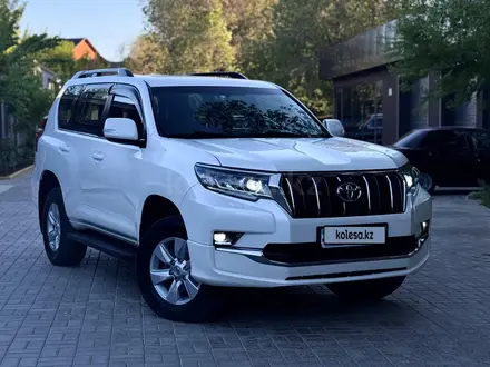 Toyota Land Cruiser Prado 2019 года за 22 900 000 тг. в Актобе – фото 2