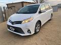 Toyota Sienna 2013 года за 9 000 000 тг. в Атырау – фото 2
