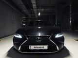 Lexus ES 250 2022 годаүшін25 000 000 тг. в Астана