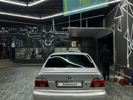 BMW 530 2002 года за 4 000 000 тг. в Жанаозен – фото 9