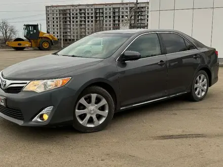 Toyota Camry 2014 года за 5 000 000 тг. в Уральск – фото 2