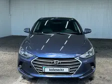 Hyundai Elantra, 2018