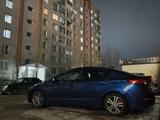 Hyundai Elantra 2017 годаfor7 300 000 тг. в Актобе – фото 3