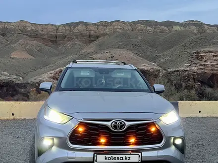 Toyota Highlander 2021 года за 22 500 000 тг. в Алматы