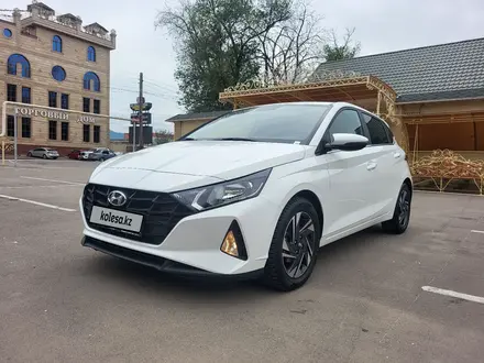 Hyundai i20 2023 года за 6 750 000 тг. в Алматы – фото 3