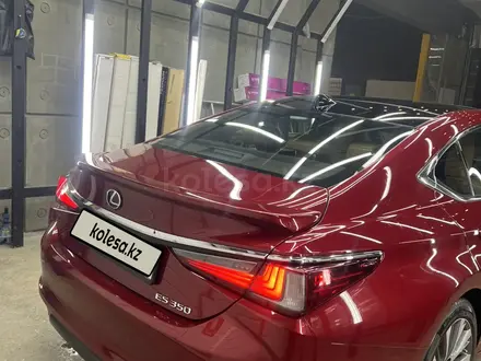 Lexus ES 350 2021 года за 28 000 000 тг. в Астана – фото 3