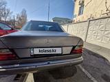 Mercedes-Benz E 230 1989 годаfor950 000 тг. в Талдыкорган – фото 5