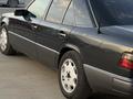 Mercedes-Benz E 280 1993 года за 3 000 000 тг. в Караганда – фото 4