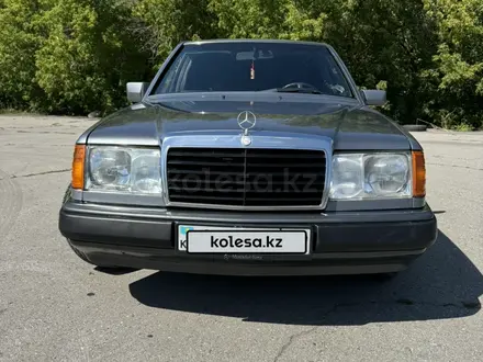 Mercedes-Benz E 230 1992 года за 2 900 000 тг. в Караганда – фото 5