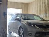 Toyota Sienna 2014 годаfor9 500 000 тг. в Актау – фото 5