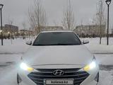 Hyundai Elantra 2019 года за 8 400 000 тг. в Астана